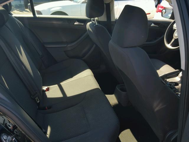 3VW2K7AJ3DM377604 - 2013 VOLKSWAGEN JETTA BASE 黑色 照片 6