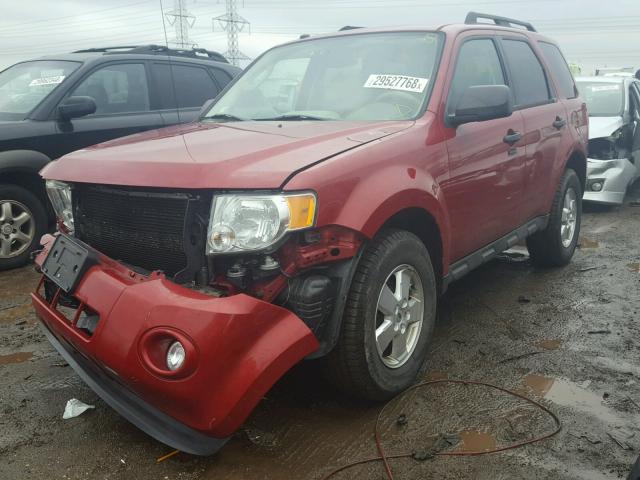 1FMCU0D74BKC22214 - 2011 FORD ESCAPE XLT RED photo 2