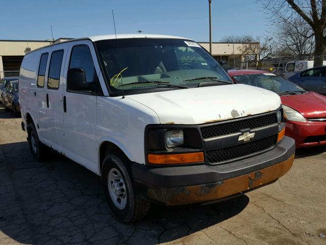 1GCGG25C081106480 - 2008 CHEVROLET EXPRESS G2 WHITE photo 1