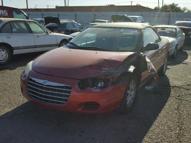 1C3EL75R64N101425 - 2004 CHRYSLER SEBRING GT RED photo 2