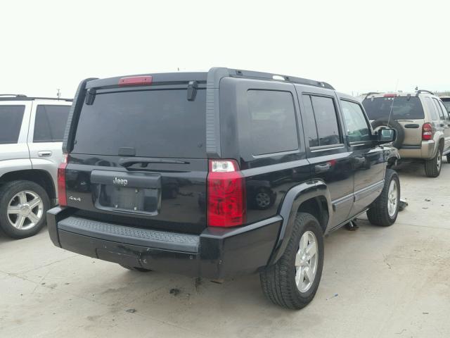 1J8HG48NX6C337474 - 2006 JEEP COMMANDER BLACK photo 4