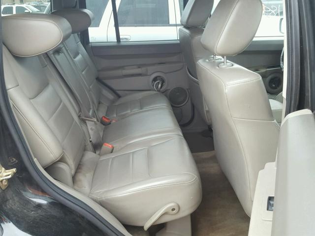 1J8HG48NX6C337474 - 2006 JEEP COMMANDER BLACK photo 6