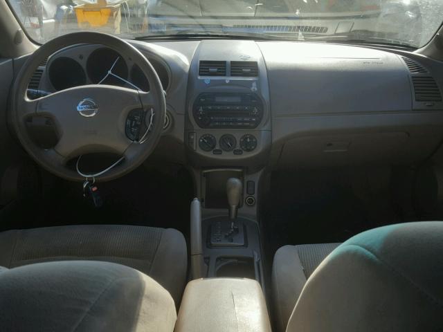 1N4AL11D72C219726 - 2002 NISSAN ALTIMA BAS GRAY photo 9