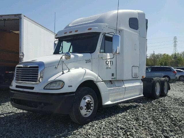 1FUJA6CV07LX53492 - 2007 FREIGHTLINER CONVENTION WHITE photo 2