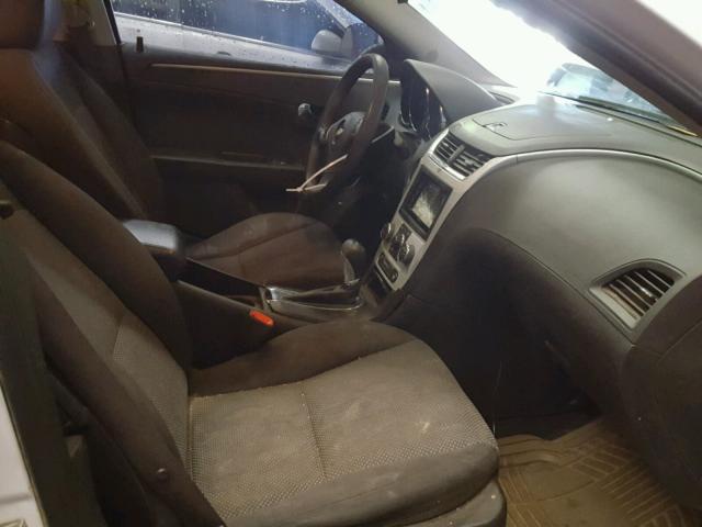 1G1ZH57B194218371 - 2009 CHEVROLET MALIBU 1LT WHITE photo 5