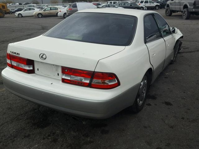 JT8BF28G810322194 - 2001 LEXUS ES 300 WHITE photo 4