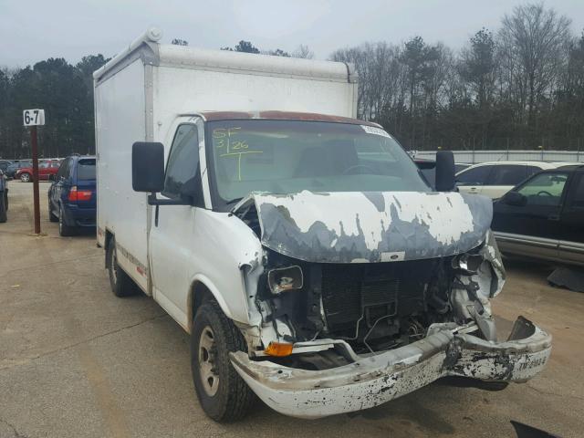 1GDGG31V931904137 - 2003 GMC SAVANA CUT WHITE photo 1