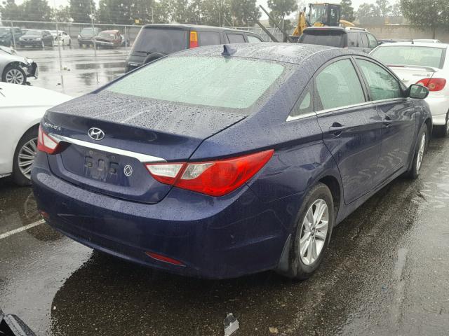 5NPEB4AC3BH161951 - 2011 HYUNDAI SONATA GLS BLUE photo 4