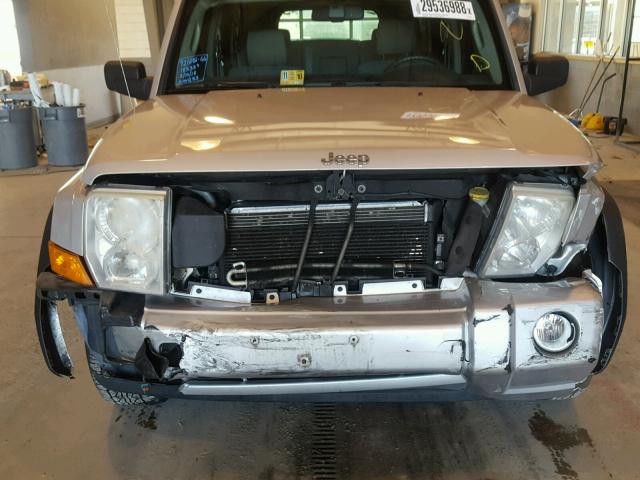 1J8HG48N36C145491 - 2006 JEEP COMMANDER SILVER photo 9