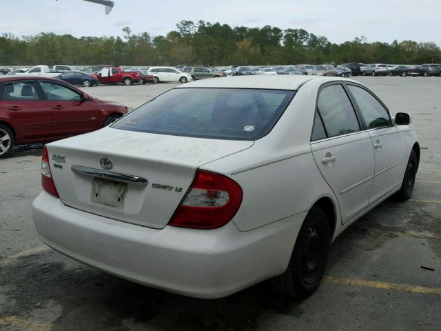 4T1BE32KX3U194989 - 2003 TOYOTA CAMRY LE WHITE photo 4