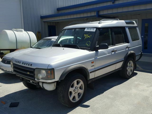 SALTP16483A803445 - 2003 LAND ROVER DISCOVERY SILVER photo 2