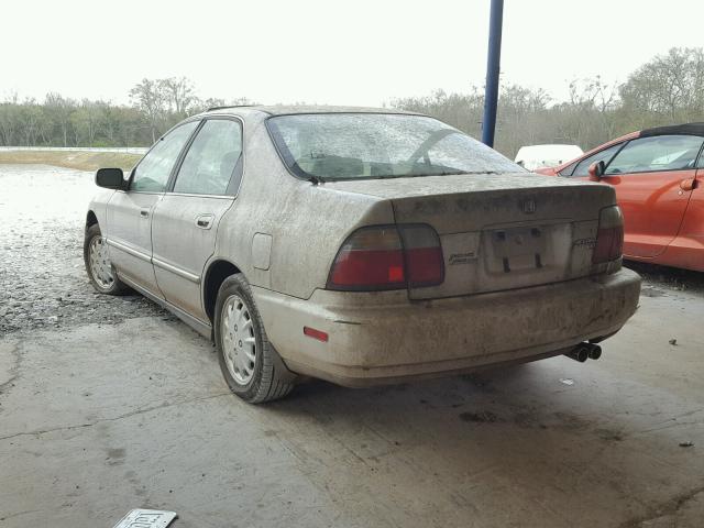 1HGCD5660VA137100 - 1997 HONDA ACCORD EX TAN photo 3