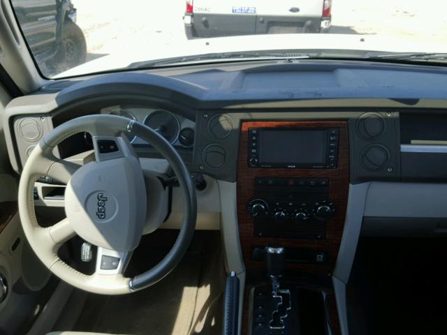 1J8HH58N28C191769 - 2008 JEEP COMMANDER WHITE photo 9
