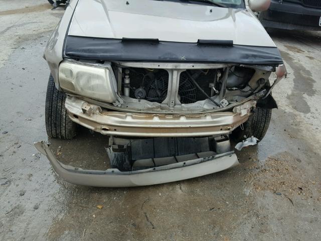 JS3TX92V534105279 - 2003 SUZUKI XL7 PLUS TAN photo 9