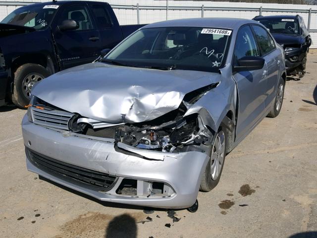 3VW2K7AJ9EM327808 - 2014 VOLKSWAGEN JETTA BASE 灰色 照片 2