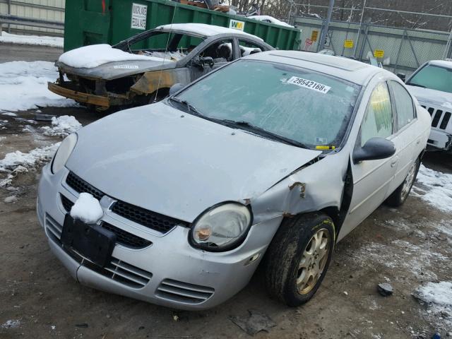 1B3ES56C14D502997 - 2004 DODGE NEON SXT SILVER photo 2