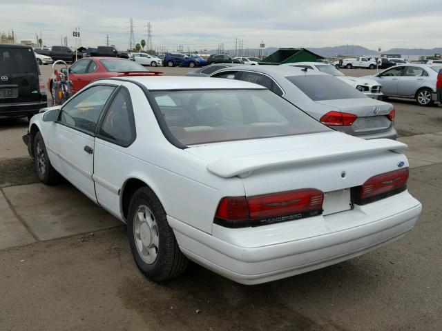 1FAPP6249PH122189 - 1993 FORD THUNDERBIR WHITE photo 3