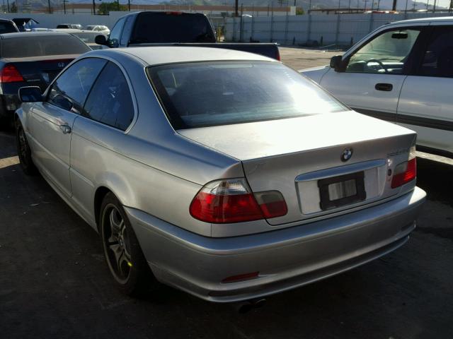 WBABN53411JU34698 - 2001 BMW 330 CI SILVER photo 3