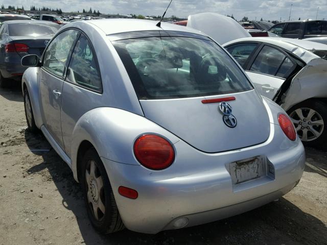 3VWCD21C61M445621 - 2001 VOLKSWAGEN NEW BEETLE SILVER photo 3