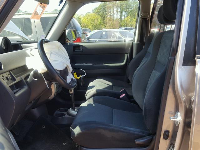 JTLKT324364124223 - 2006 TOYOTA SCION XB SILVER photo 5