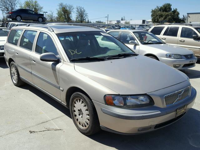 YV1SW58D812112928 - 2001 VOLVO V70 2.4T TAN photo 1