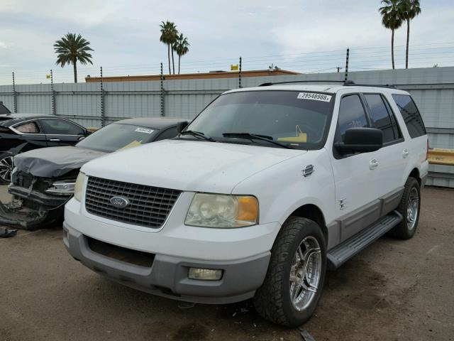 1FMRU15WX3LA58033 - 2003 FORD EXPEDITION WHITE photo 2