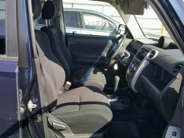 JTLKT324750177934 - 2005 TOYOTA SCION XB ლურჯი ფოტო 5