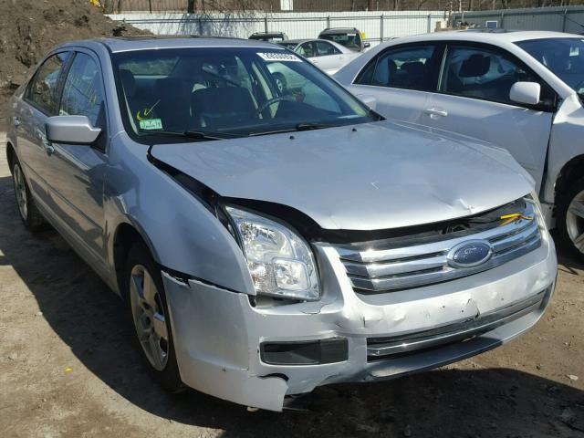 3FAFP07Z76R199220 - 2006 FORD FUSION SE SILVER photo 1