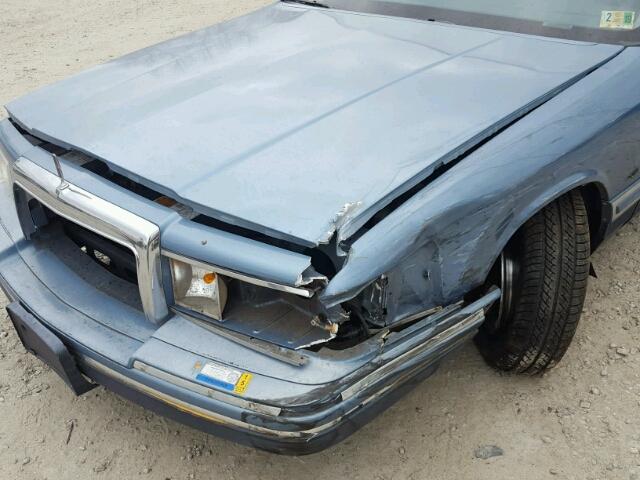 1LNLM82W6PY682830 - 1993 LINCOLN TOWN CAR S BLUE photo 9