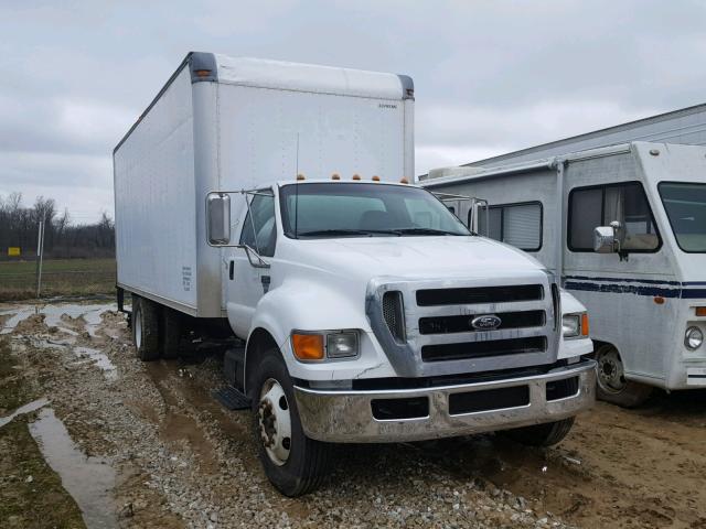 3FRNF65E15V209535 - 2005 FORD F650 SUPER WHITE photo 1