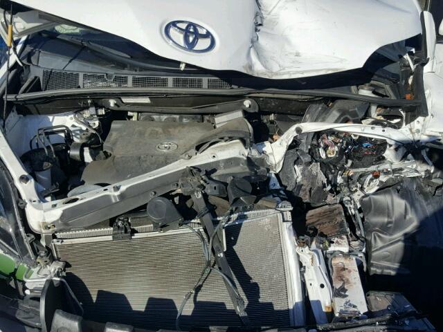 5TDXK3DC0FS663394 - 2015 TOYOTA SIENNA SPO WHITE photo 7