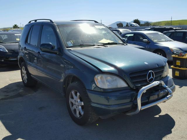 4JGAB72E5XA075728 - 1999 MERCEDES-BENZ ML 430 绿色 照片 1