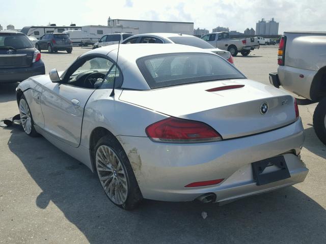 WBALM73559E381620 - 2009 BMW Z4 SDRIVE3 SILVER photo 3