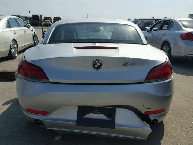 WBALM73559E381620 - 2009 BMW Z4 SDRIVE3 SILVER photo 6