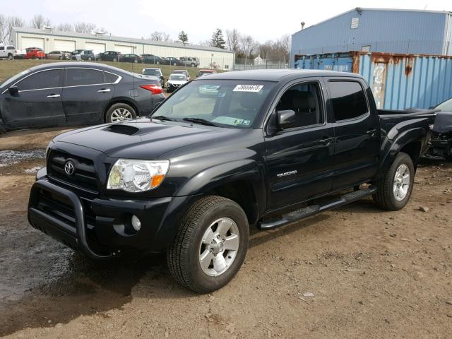 5TEJU62N75Z123466 - 2005 TOYOTA TACOMA DOU BLACK photo 2