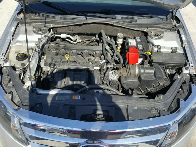 3FAHP0GA8CR148386 - 2012 FORD FUSION S SILVER photo 7