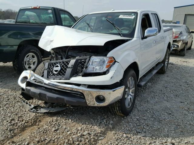 1N6AD0ER0DN734871 - 2013 NISSAN FRONTIER S WHITE photo 2