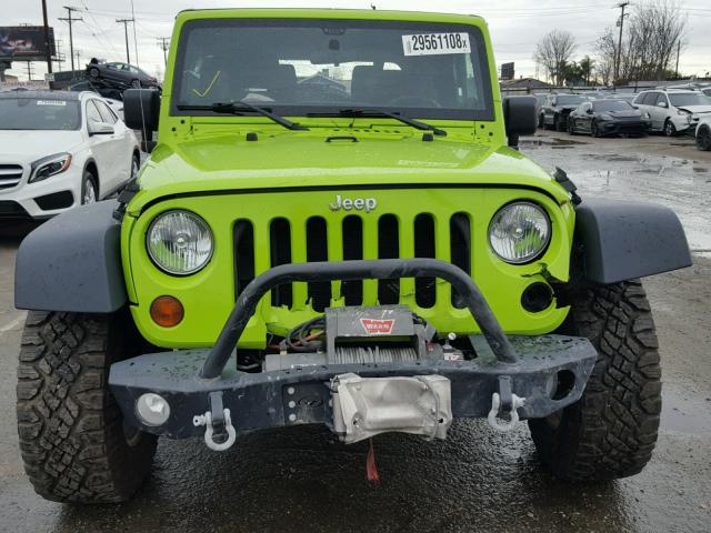 1C4GJWAG7DL555056 - 2013 JEEP WRANGLER S GREEN photo 9