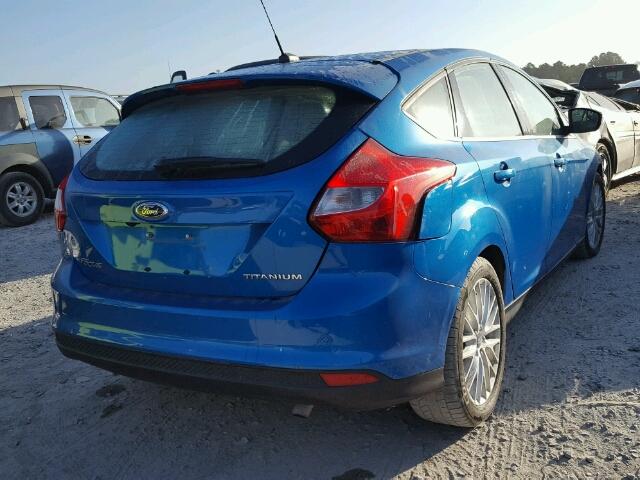 1FADP3N27EL424764 - 2014 FORD FOCUS TITA BLUE photo 4