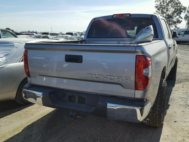 5TFDY5F15EX327693 - 2014 TOYOTA TUNDRA CRE GRAY photo 4