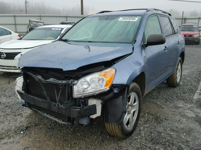 2T3BF4DV7AW077269 - 2010 TOYOTA RAV4 BLUE photo 2