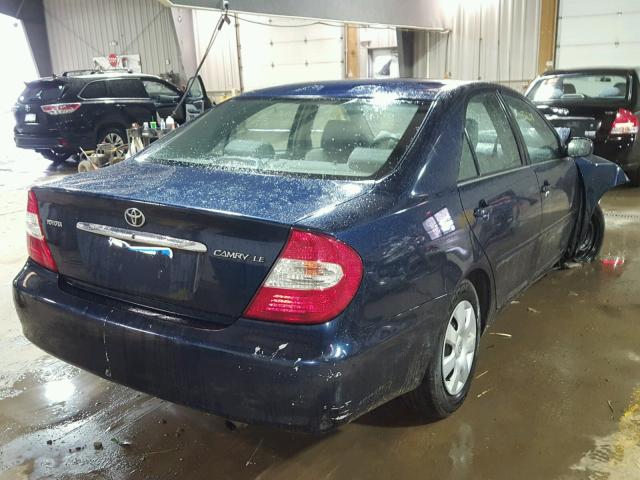 4T1BE32K14U286137 - 2004 TOYOTA CAMRY LE BLUE photo 4