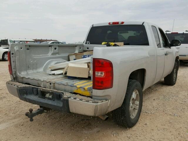 1GCSKSE39AZ258287 - 2010 CHEVROLET SILVERADO SILVER photo 4