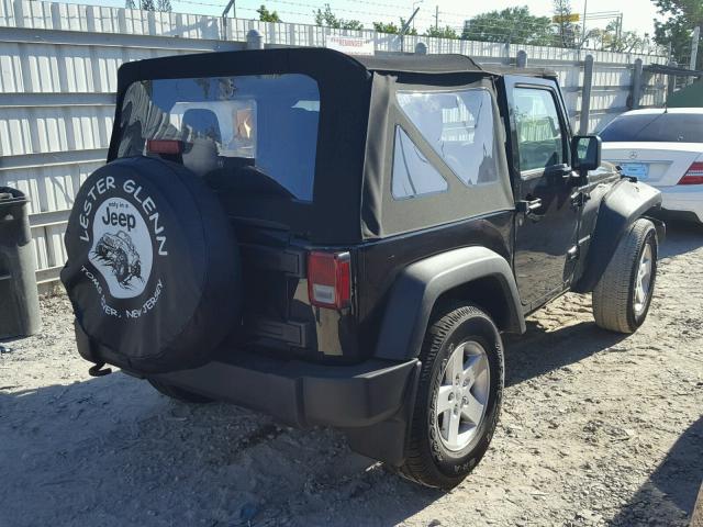 1C4GJWAG5HL508162 - 2017 JEEP WRANGLER S შავი ფოტო 4