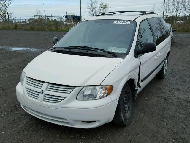 1D4GP25RX7B142421 - 2007 DODGE CARAVAN SE WHITE photo 2