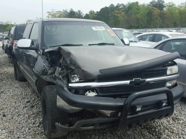 2GCEC19TX21247467 - 2002 CHEVROLET SILVERADO GRAY photo 1