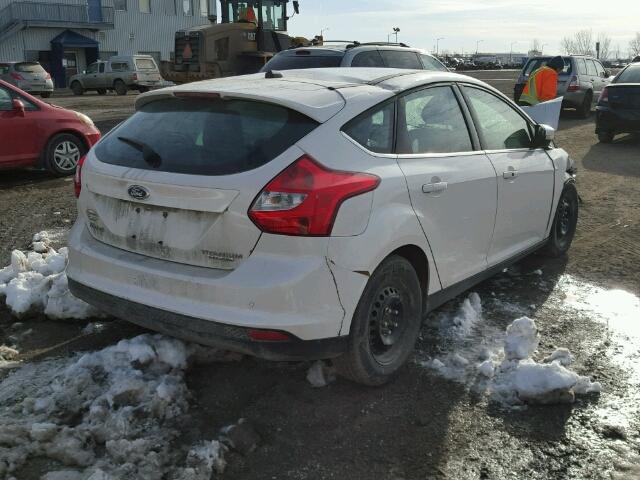 1FADP3N20DL134218 - 2013 FORD FOCUS TITA WHITE photo 4