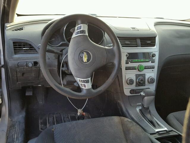 1G1ZC5E00AF308930 - 2010 CHEVROLET MALIBU 1LT ვერცხლისფერი ფოტო 9