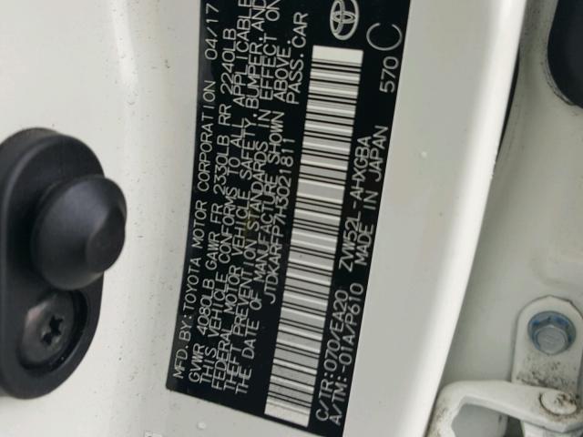 JTDKARFP7H3021811 - 2017 TOYOTA PRIUS PRIM თეთრი ფოტო 10