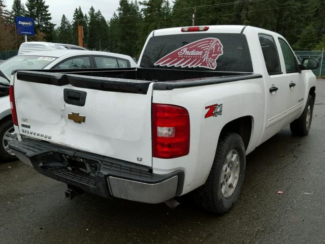 1GCPKSE36BF165252 - 2011 CHEVROLET SILVERADO WHITE photo 4